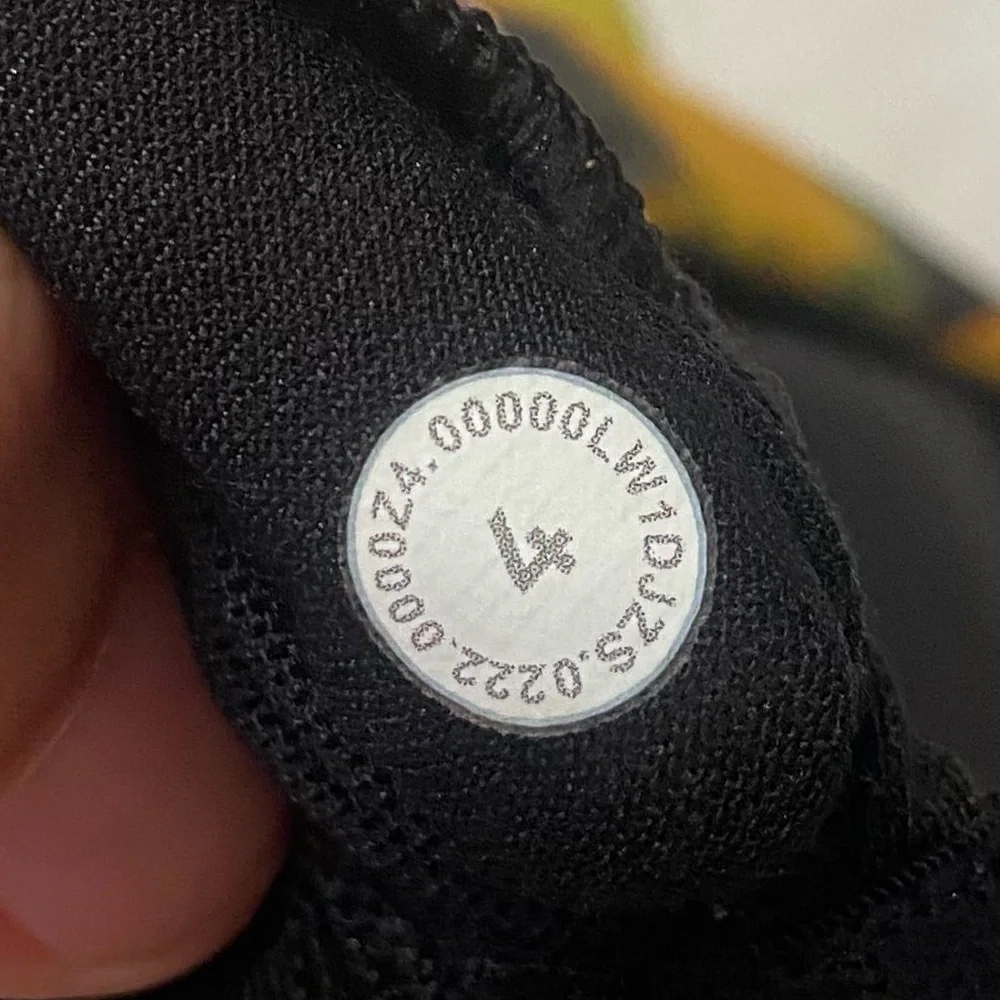 Lululemon Wunder Train Racerback Tank Top Light Support Size 4 1129